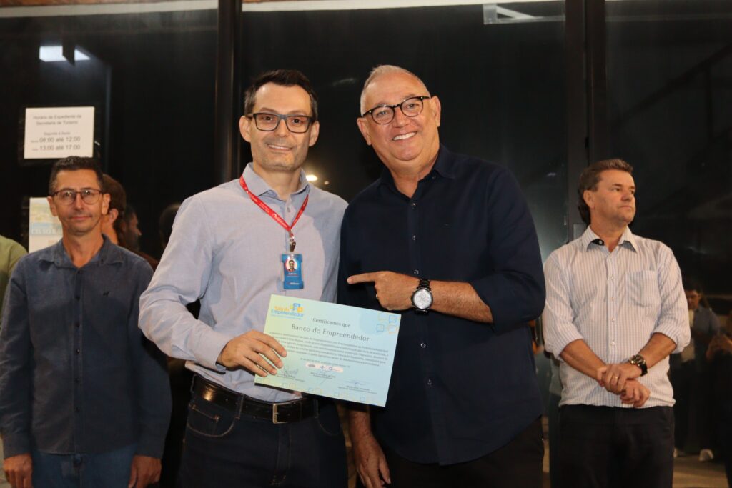 Governador Celso Ramos ganha Sala do Empreendedor. Banco do Empreendedor é parceiro da iniciativa